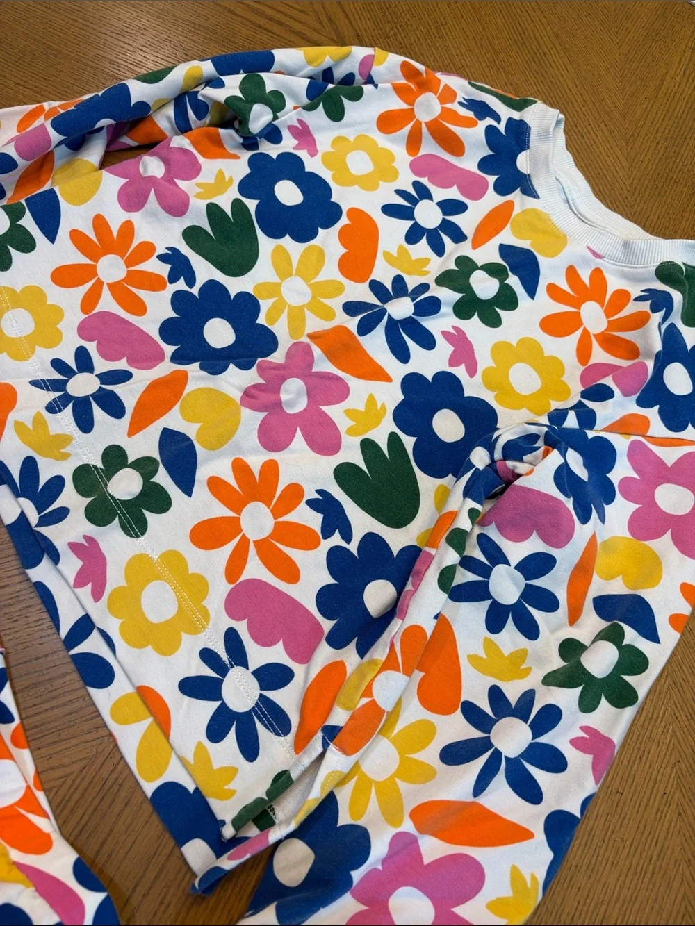 Hanna Andersson floral Print Sweatshirt Shorts Set - Bright Multicolor Flowers